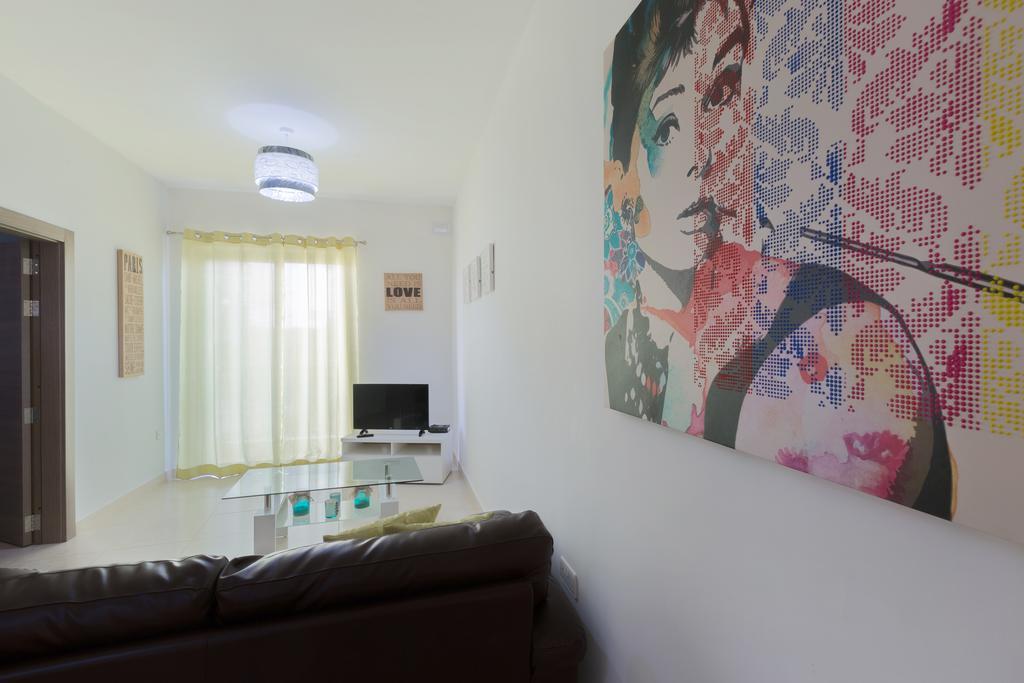 North Side Apartment 1 L-Imgarr ภายนอก รูปภาพ