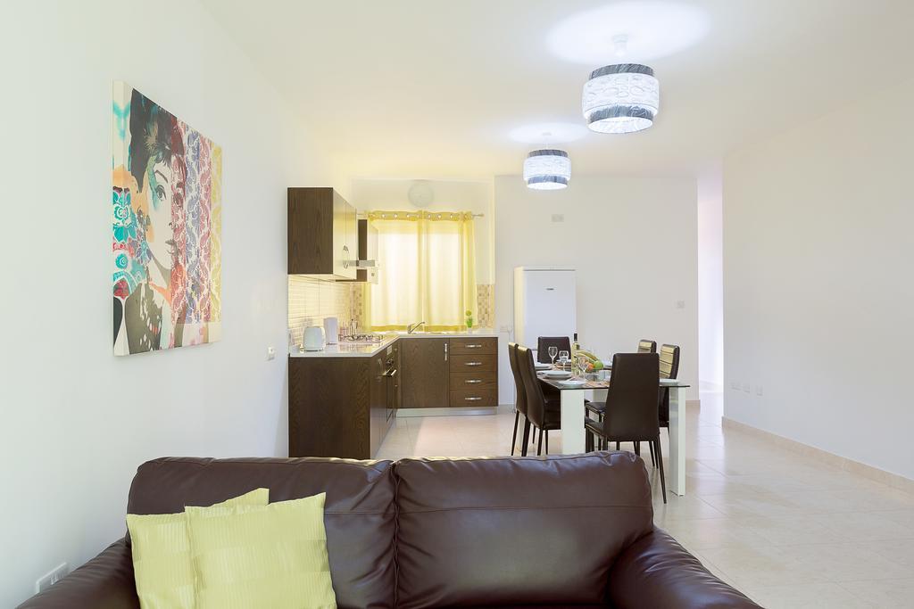 North Side Apartment 1 L-Imgarr ภายนอก รูปภาพ