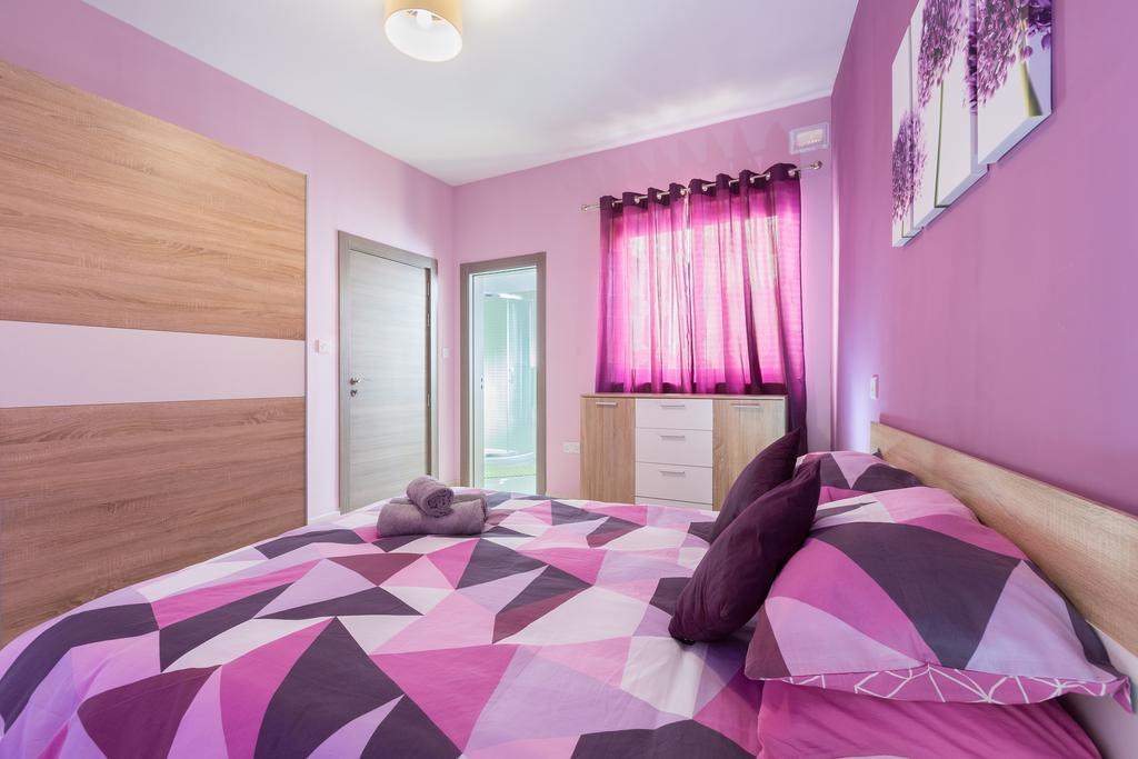 North Side Apartment 1 L-Imgarr ภายนอก รูปภาพ